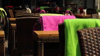 革新餐桌体验 外送餐饮品牌的餐饮服务新力量